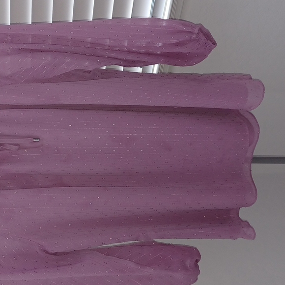 White House Black Market Blouse - Picture 5 of 13